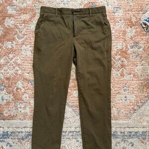 Everlane Uniform Slim Fit Khaki Pants